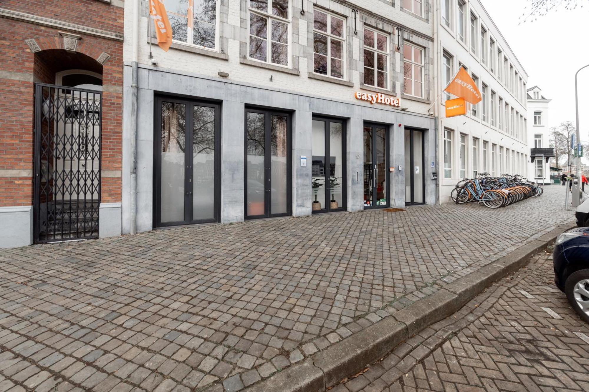 Easyhotel Maastricht City Centre Ngoại thất bức ảnh