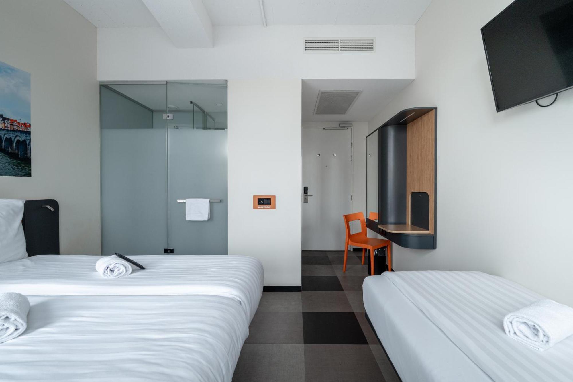 Easyhotel Maastricht City Centre Ngoại thất bức ảnh