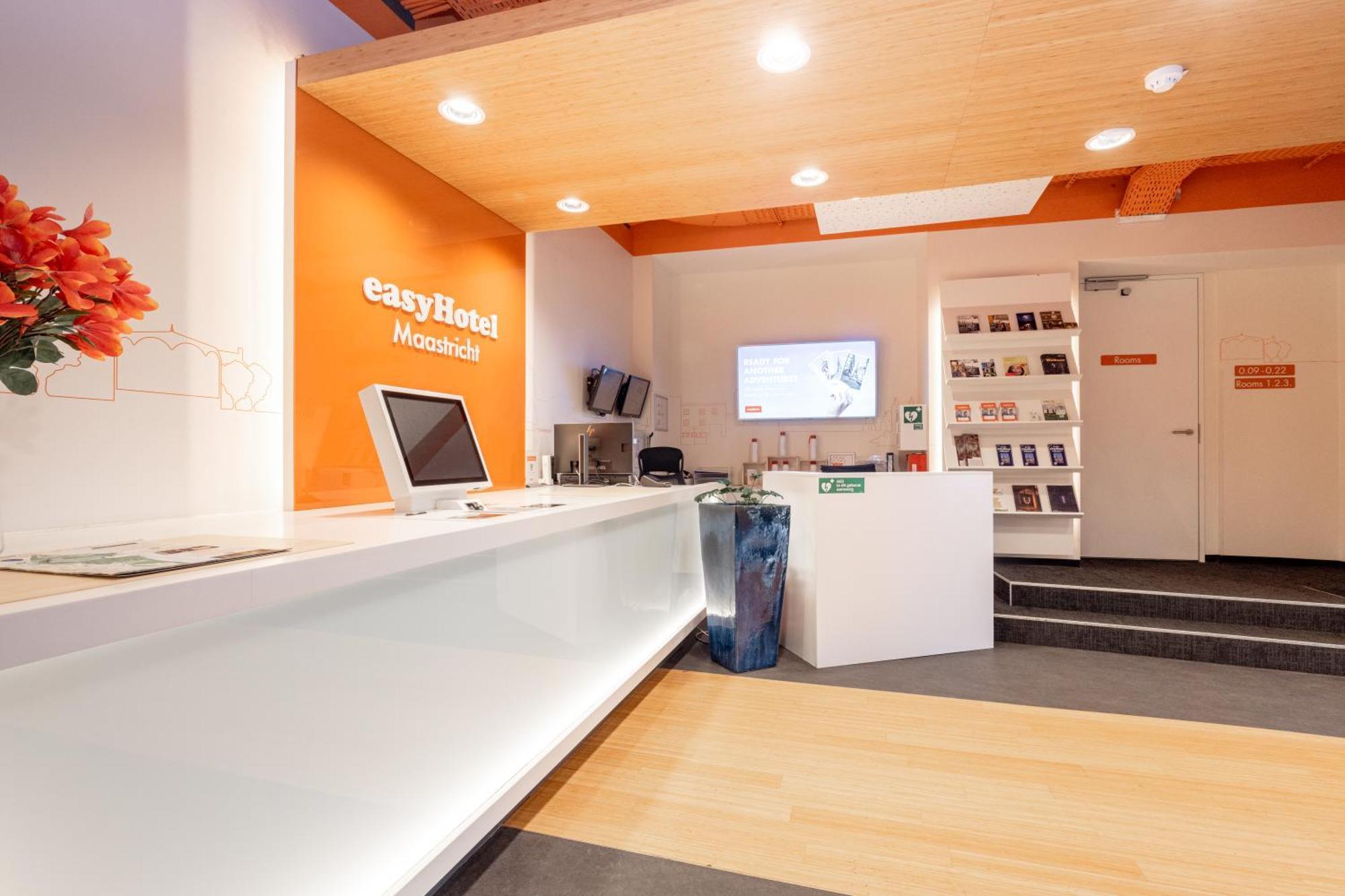 Easyhotel Maastricht City Centre Ngoại thất bức ảnh